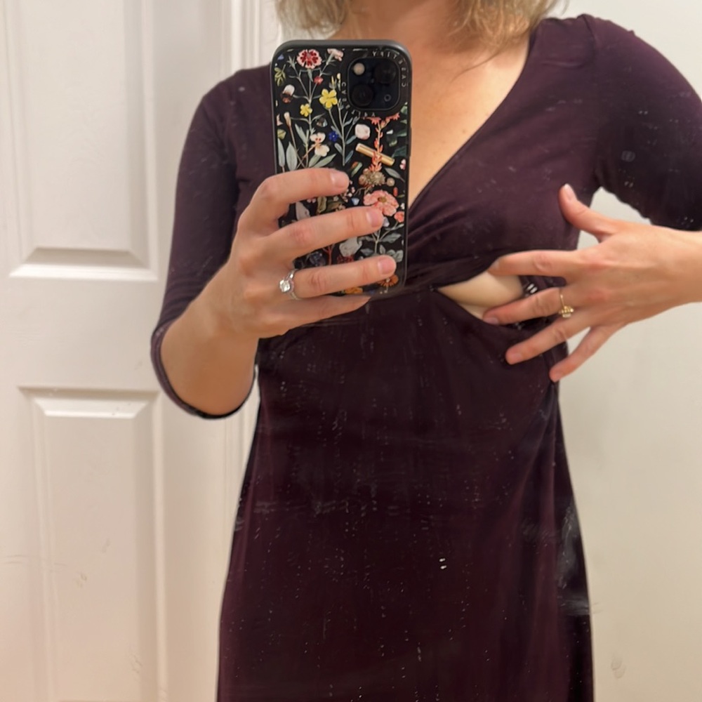 ✨HP✨MUSCADE COUTURE maternity & nursing. (M) - violet. 🇨🇦⚜️ - Picture 11 of 11